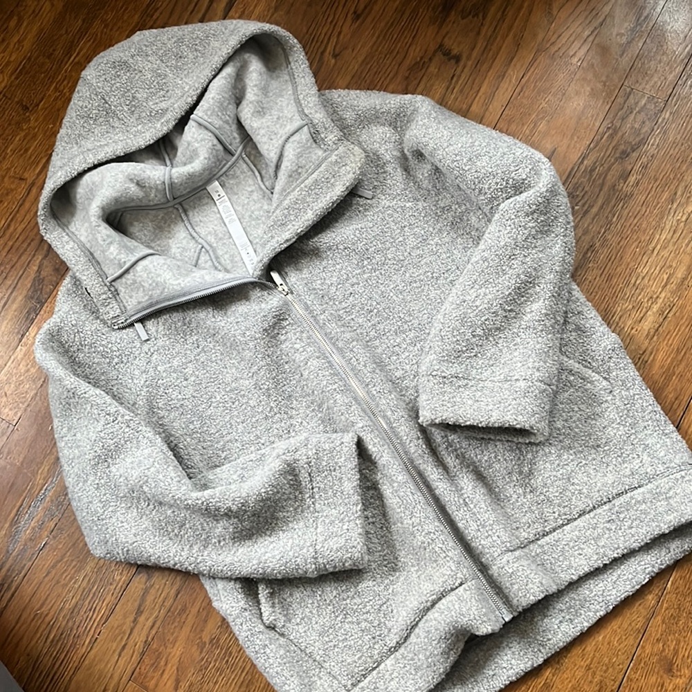 Lululemon gray fuzzy super warm full zip hoodie size 10